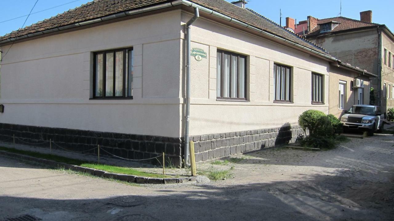 Апартаменты Апартмент Прованс Ужгород Экстерьер фото